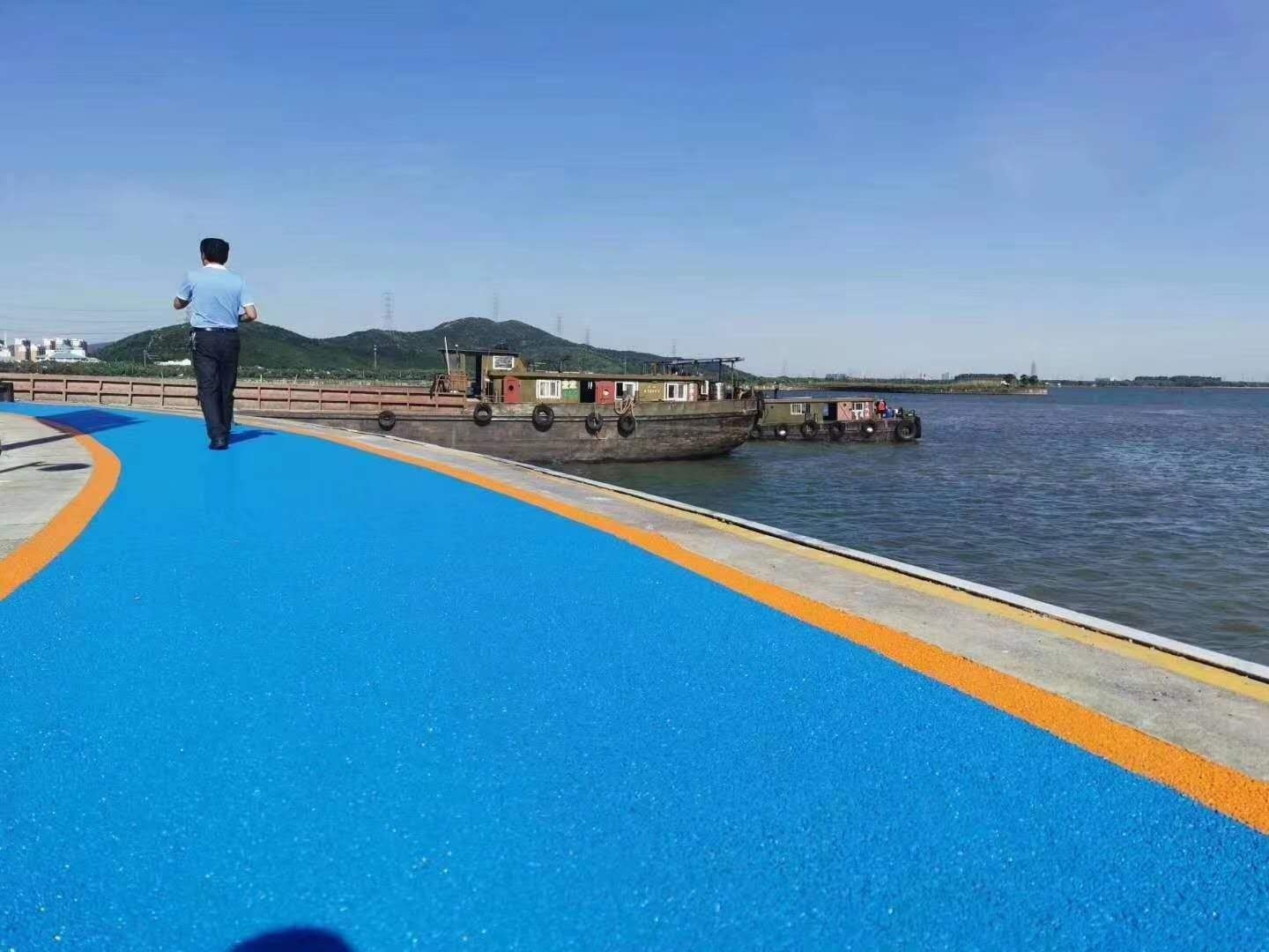 高溫天氣透水混凝土施工，我們不得不注意的事項(xiàng)有哪些呢？